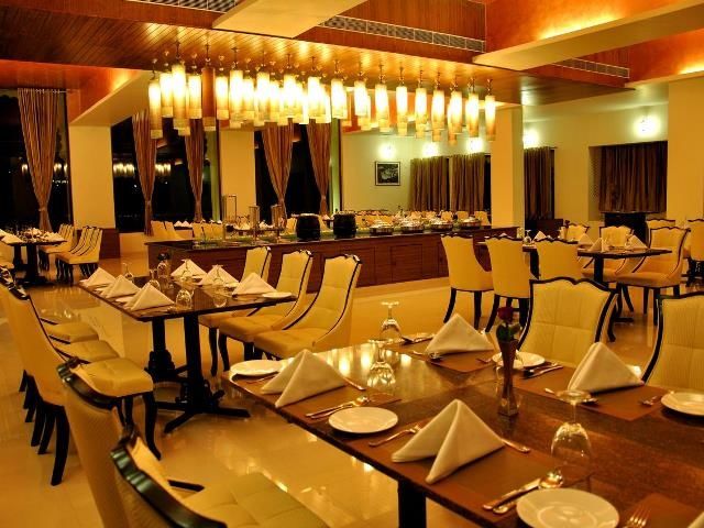 Club Mahindra Udaipur Hotel Exterior foto